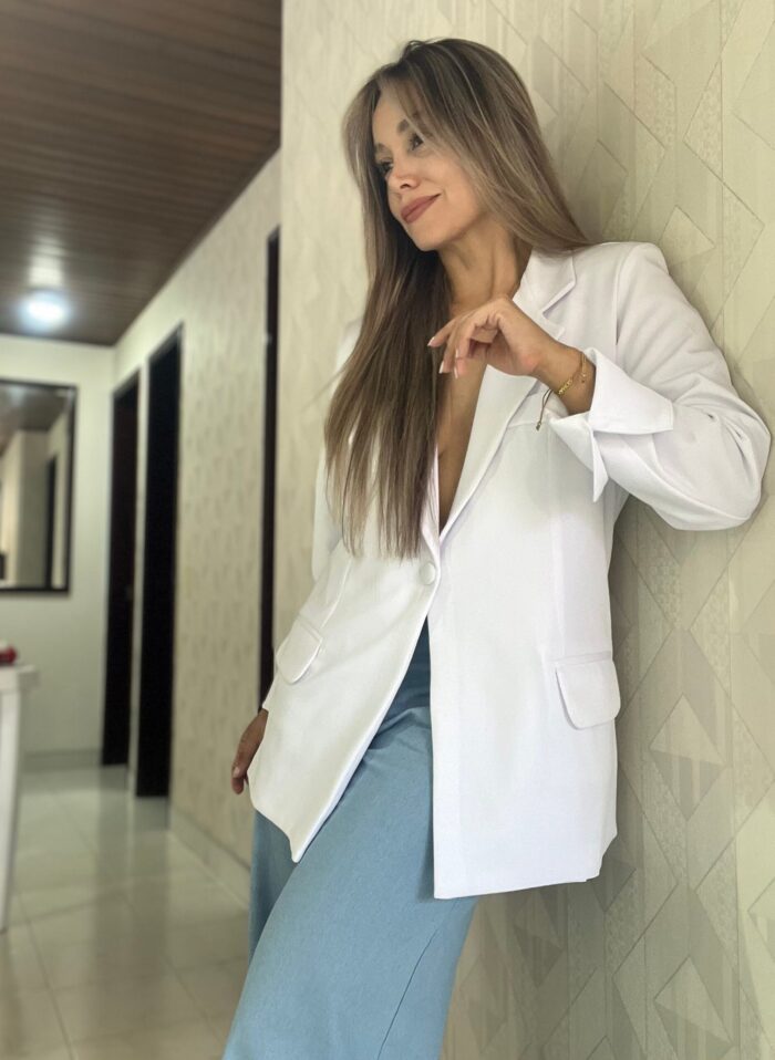 Ref. 067: Blazer elegante semiceñido - blanco - Image 4