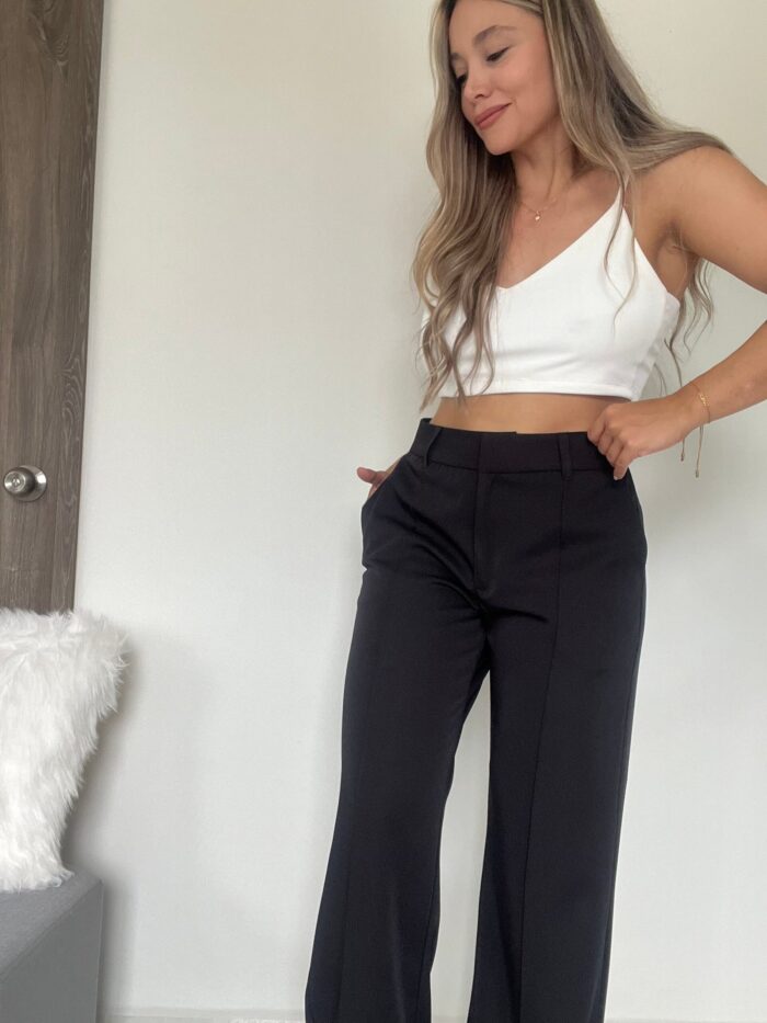 Ref. 067: Pantalón recto semiceñido - negro - Image 1