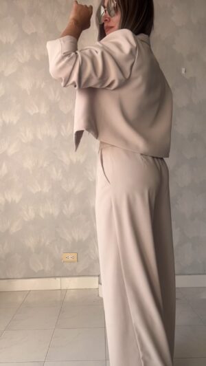 Ref. 074: Blazer corto y Pantalón recto - nude - Image 5