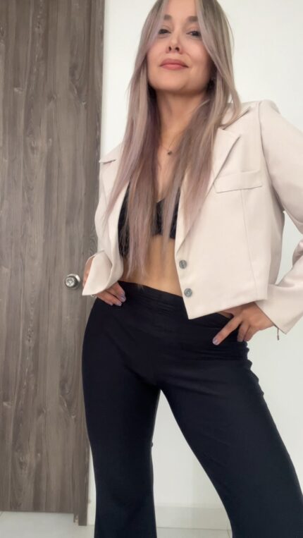 Ref. 074-1: Blazer corto - nude