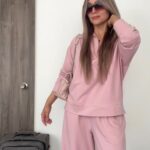 Ref. 075: Set viajero pantalón recto y buzo con cuello - palo de rosa