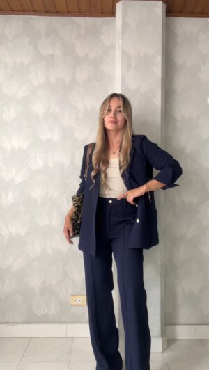 Ref.077: Blazer semioversize y pantalón clásico semicampana - azul oscuro - Image 2