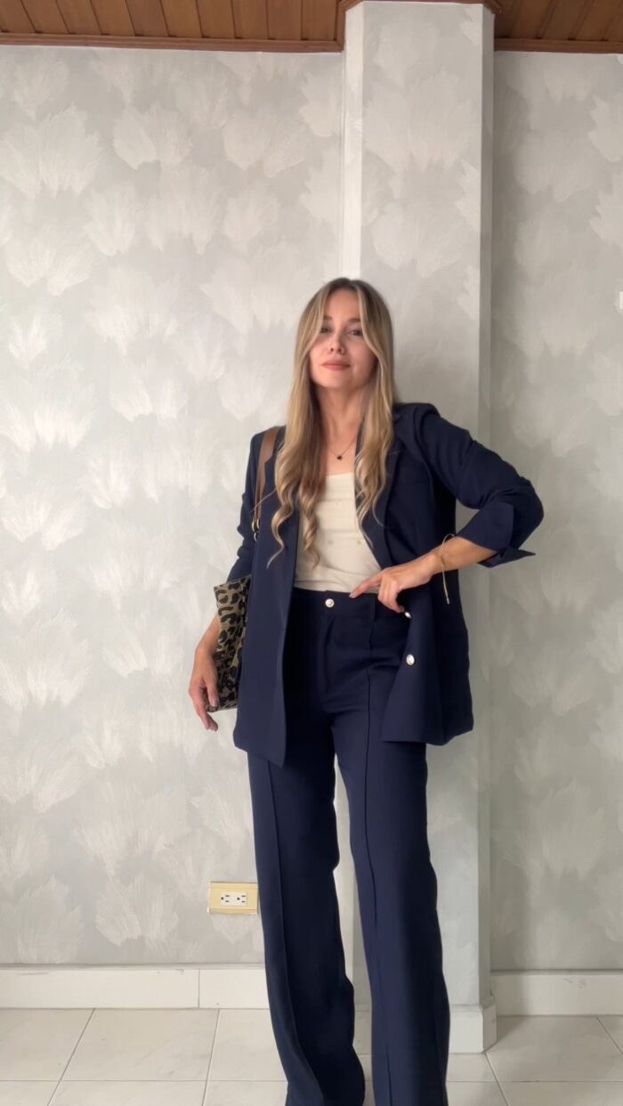 Ref.077: Blazer semioversize y pantalón clásico semicampana - azul oscuro - Image 2