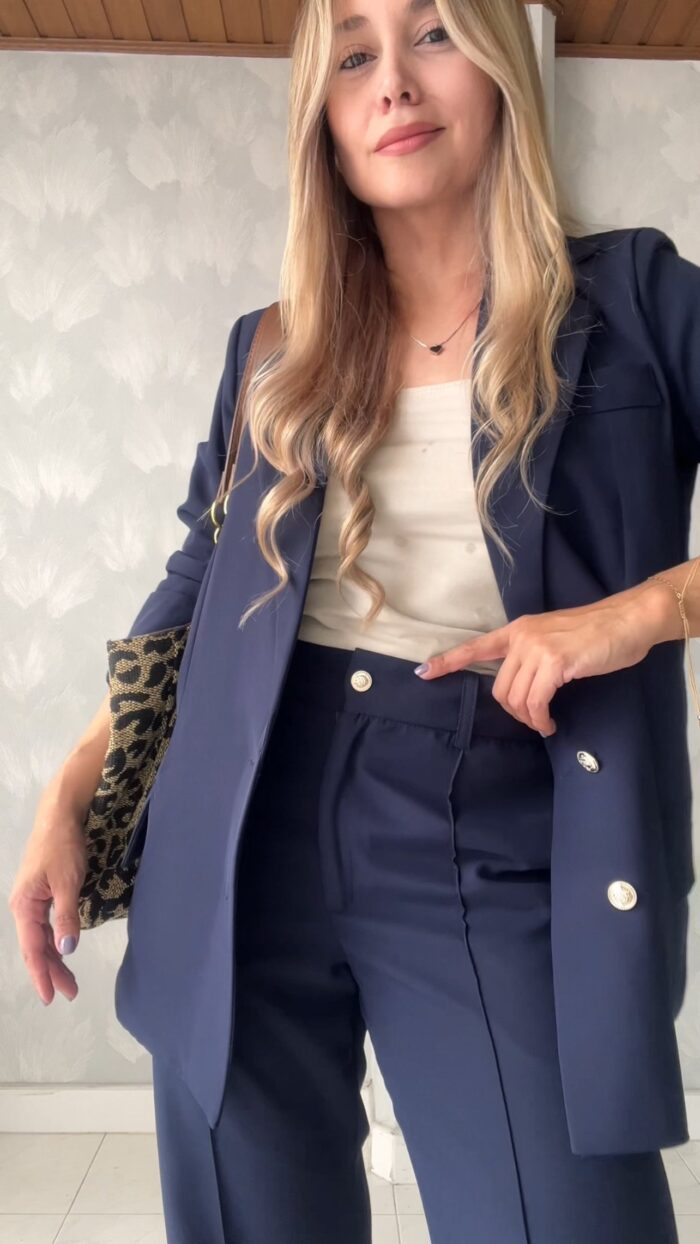 Ref.077: Blazer semioversize y pantalón clásico semicampana - azul oscuro - Image 7