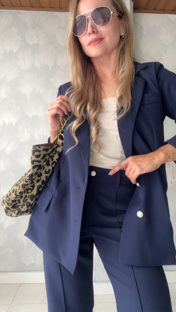 Ref.077: Blazer semioversize y pantalón clásico semicampana - azul oscuro - Image 8