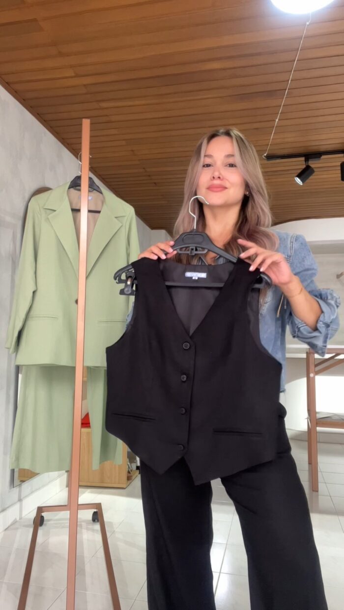 Ref. 083: Blazer, Chaleco y Pantalón en lino - negro - Image 9