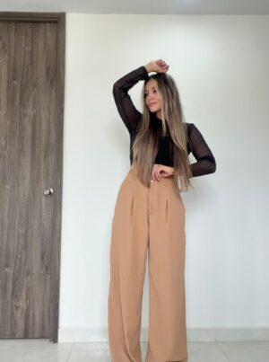 Ref. 015: Pantalón corte clásico en color miel - Image 4