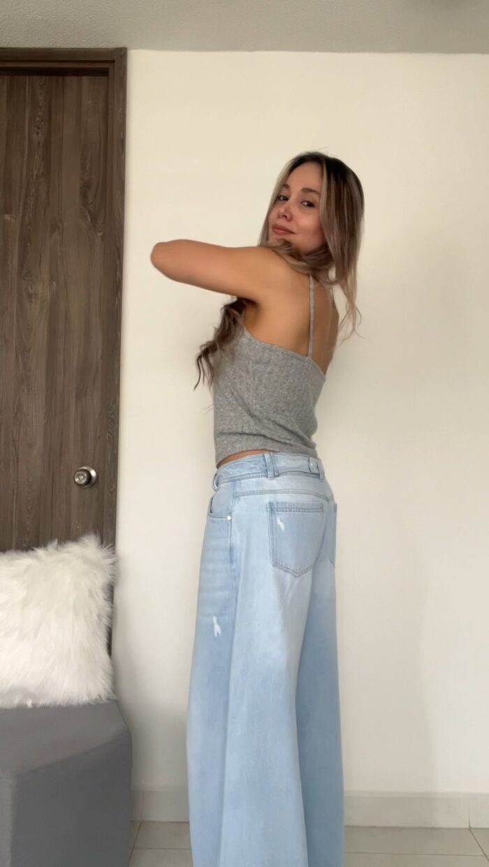 Ref. 070: Jean descaderado estilo "wide leg" - Image 7