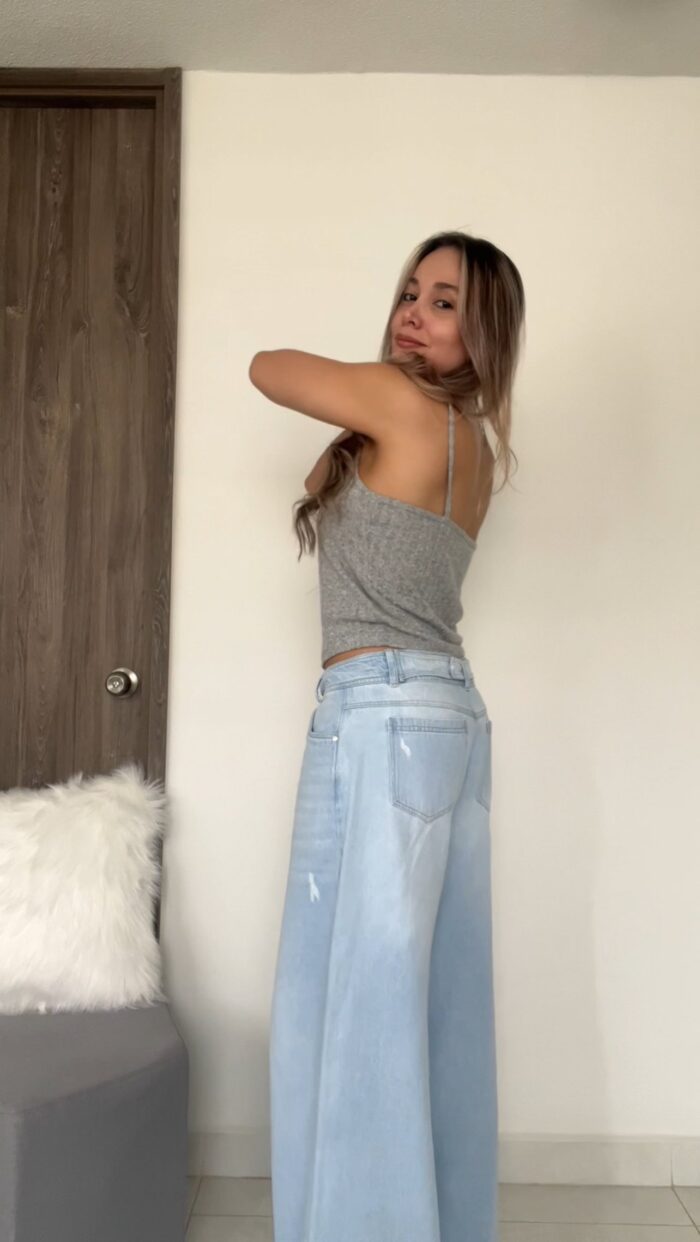 Ref. 070: Jean descaderado estilo "wide leg" - Image 2