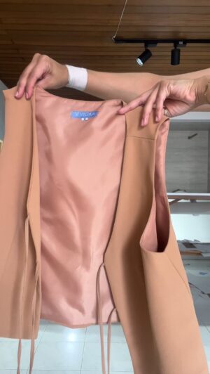 Ref. 084: Chaleco suelto con tiras y pantalón recto - miel - Image 6