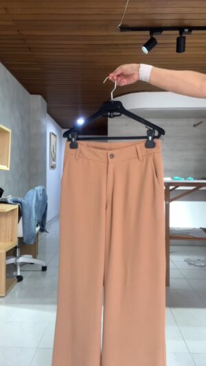 Ref. 084: Chaleco suelto con tiras y pantalón recto - miel - Image 7