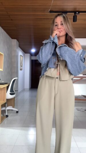 Ref. 084: Chaleco suelto con tiras y pantalón recto - verde agua - Image 7