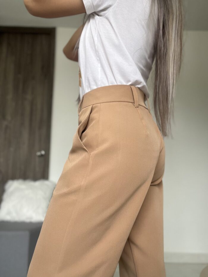 Ref. 057: Pantalón semicampana clásico - camel - Image 2