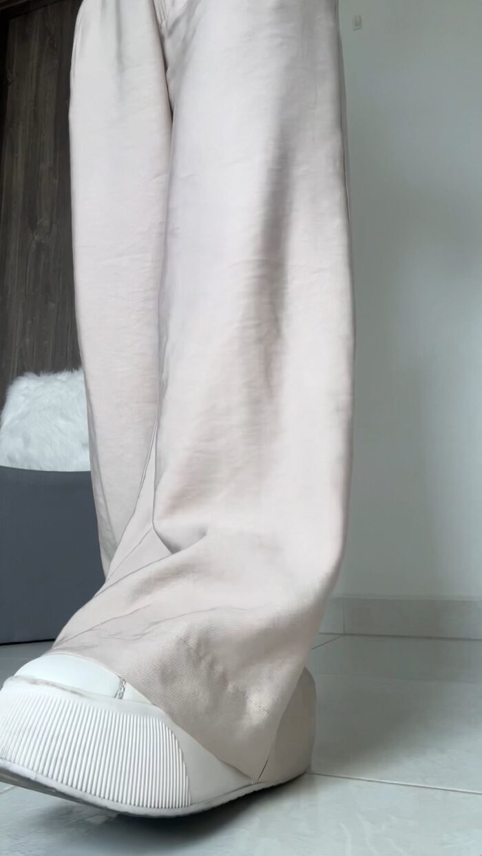 Ref. 059: Pantalón clásico ancho de 1 prense - color crema nude - Image 6
