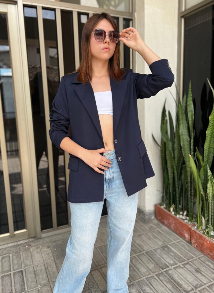 Ref. 010: Blazer semioversize en color azul oscuro - Image 10