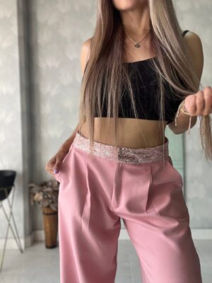 Ref. 009: Pantalón recto pretina brillante en color palo de rosa - Image 4