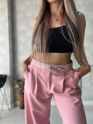 Ref. 009: Pantalón recto pretina brillante en color palo de rosa - Image 7