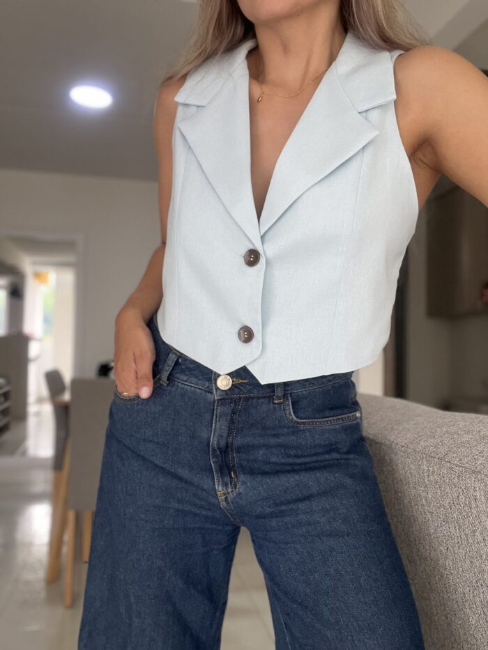 Ref. 064: Chaleco corto en lino con cuello - azul cielo - Image 2