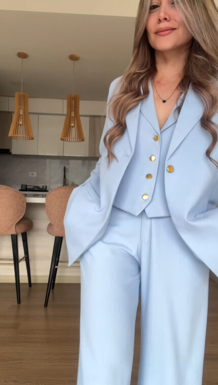 Ref. 085: Blazer, Chaleco cuello y Pantalón clásico - azul bebé - Image 11