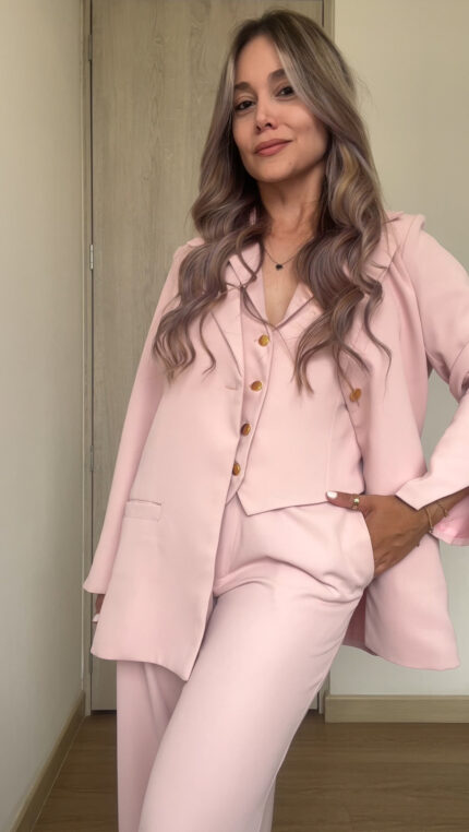 Ref.085-2: Blazer clásico con abertura en V en puño - palo de rosa
