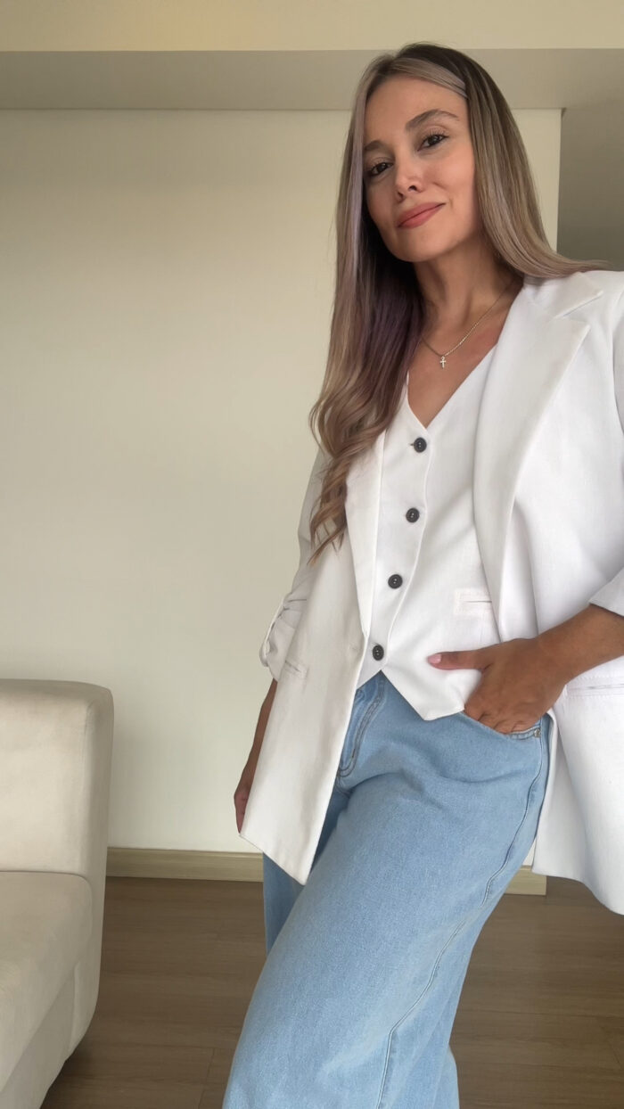Ref.091:Blazer y Chaleco Clásico En Lino-Blanco - Image 6