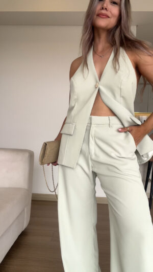 Ref. 089: Blusa Chaleco y Pantalón clásico- Verde Manzana - Image 2