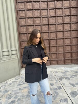 Ref.095:Blazer semioversize-Negro Con Rayas - Image 12