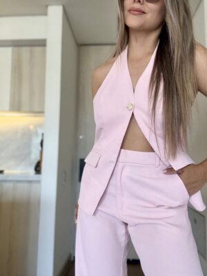 Ref. 089: Blusa Chaleco y Pantalón clásico- Rosado Bebé