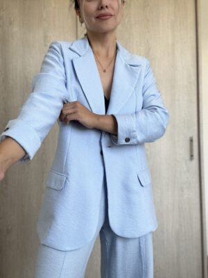 Ref. 098: Set Fresco de Blazer Oversize y pantalón semicampana con corte -Azul Bebé - Image 6