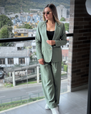 Ref.107: Blazer y Pantalón Ancho con Prenses- Verde Oliva