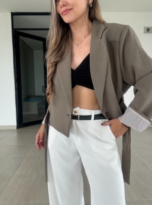 Ref. 116: Blazer Corto Oversize verde Trigo - Image 5